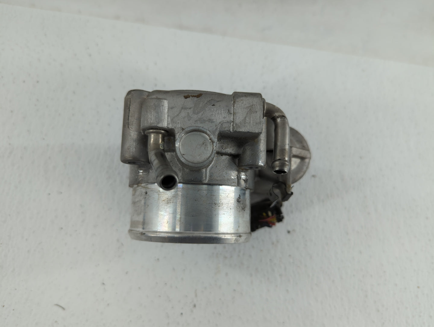 2015-2019 Hyundai Sonata Throttle Body P/N:35100-2G600 Fits Fits 2015 2016 2017 2018 2019 OEM Used Auto Parts - Oemusedautop