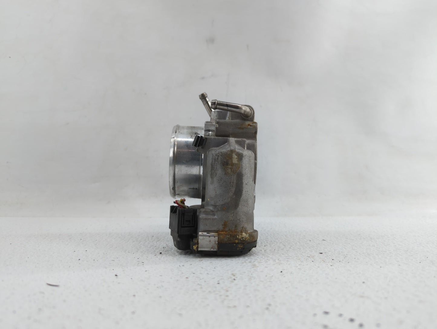 2015-2019 Hyundai Sonata Throttle Body P/N:35100-2G600 Fits Fits 2015 2016 2017 2018 2019 OEM Used Auto Parts - Oemusedautop
