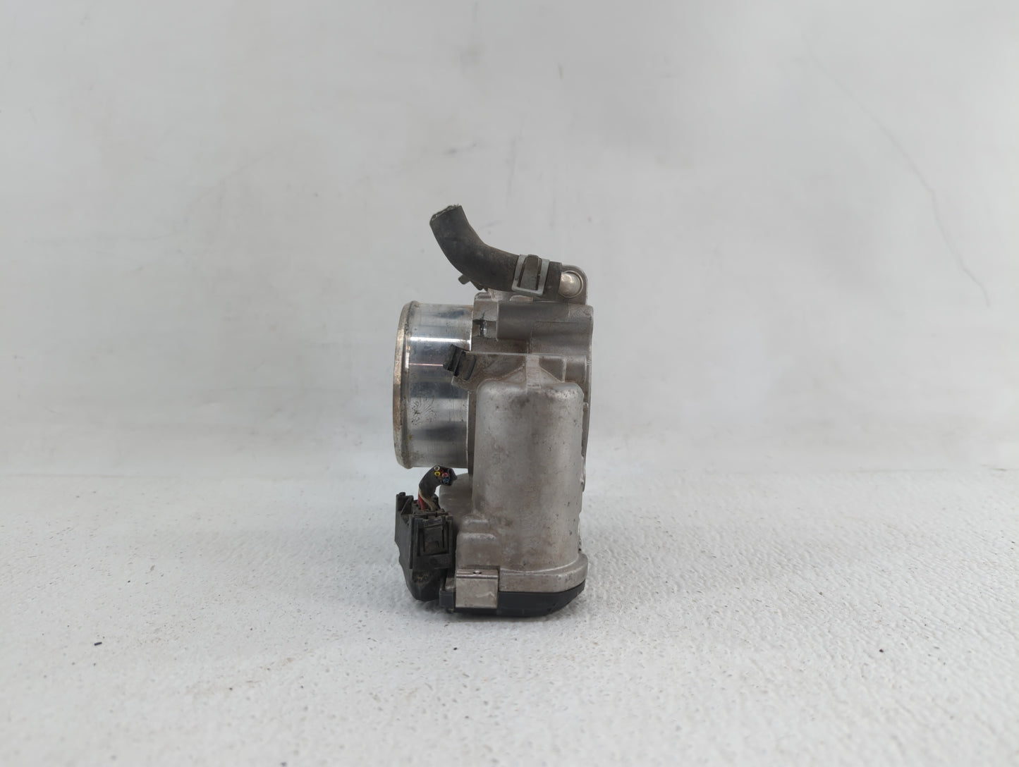 2015-2019 Hyundai Sonata Throttle Body P/N:0 280 750 618 35100-2G600 Fits Fits 2015 2016 2017 2018 2019 OEM Used Auto Parts 