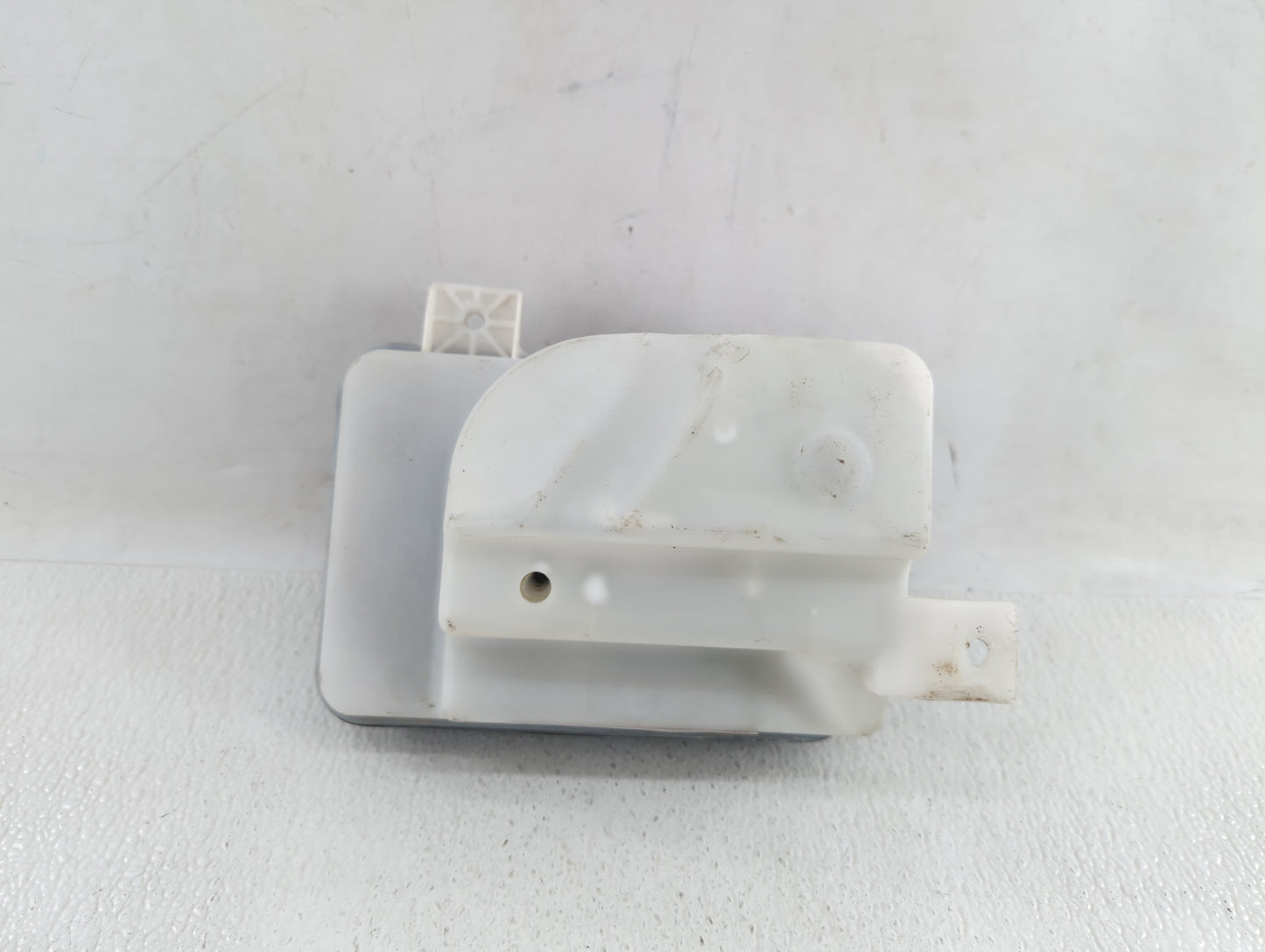 2015-2019 Hyundai Sonata Radiator Coolant Overflow Expansion Tank Bottle - Oemusedautoparts1.com