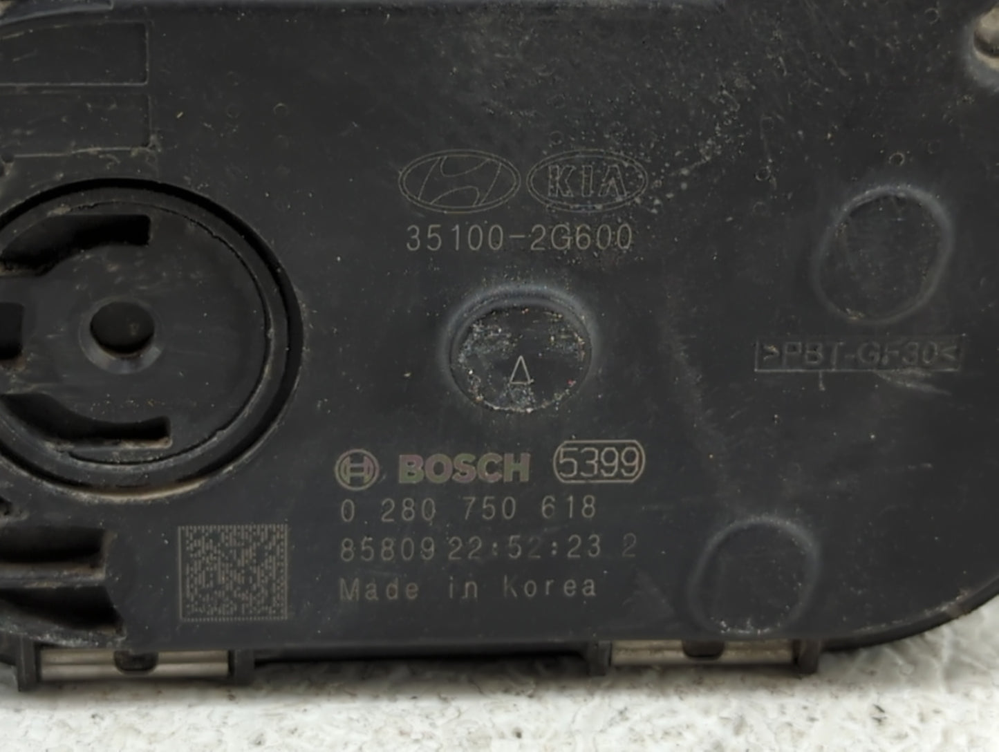 2015-2019 Hyundai Sonata Throttle Body P/N:0 280 750 618 35100-2G600 Fits Fits 2015 2016 2017 2018 2019 OEM Used Auto Parts 