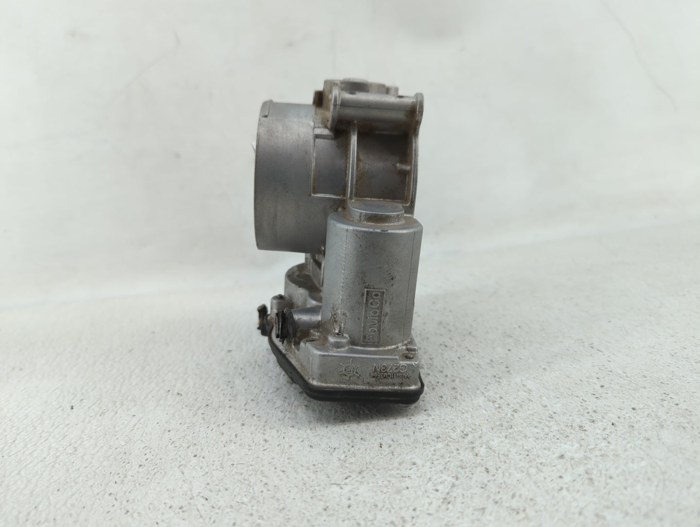 2015 Hyundai Sonata Throttle Body P/N:AT4E-EH AT4E-EF, AT4E-9F991-EL Fits Fits 2011 2012 2013 2014 2016 2017 2018 2019 OEM U