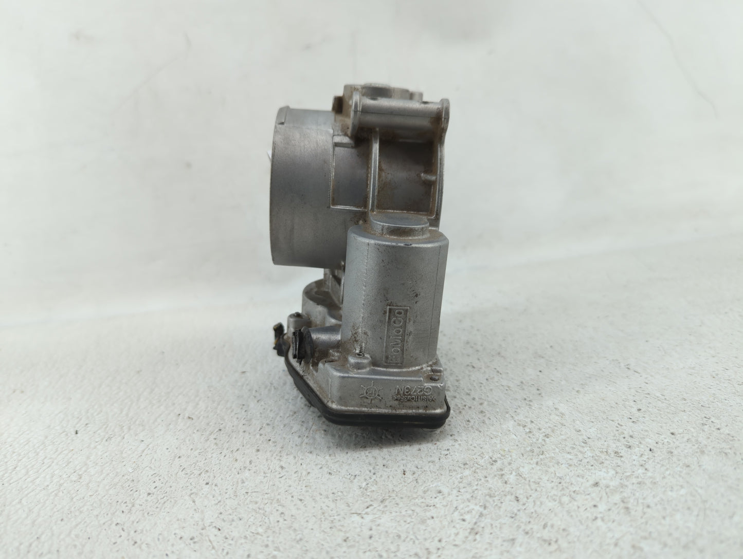 2015 Hyundai Sonata Throttle Body P/N:AT4E-EH AT4E-EF, AT4E-9F991-EL Fits Fits 2011 2012 2013 2014 2016 2017 2018 2019 OEM U