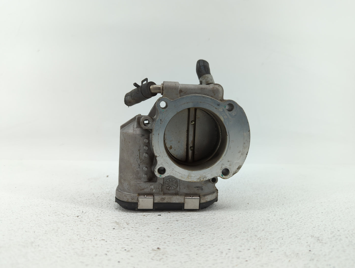 2011-2015 Hyundai Sonata Throttle Body P/N:35100-2G800 9045010020, 0459 1847 AC Fits Fits 2011 2012 2013 2014 2015 2016 OEM 