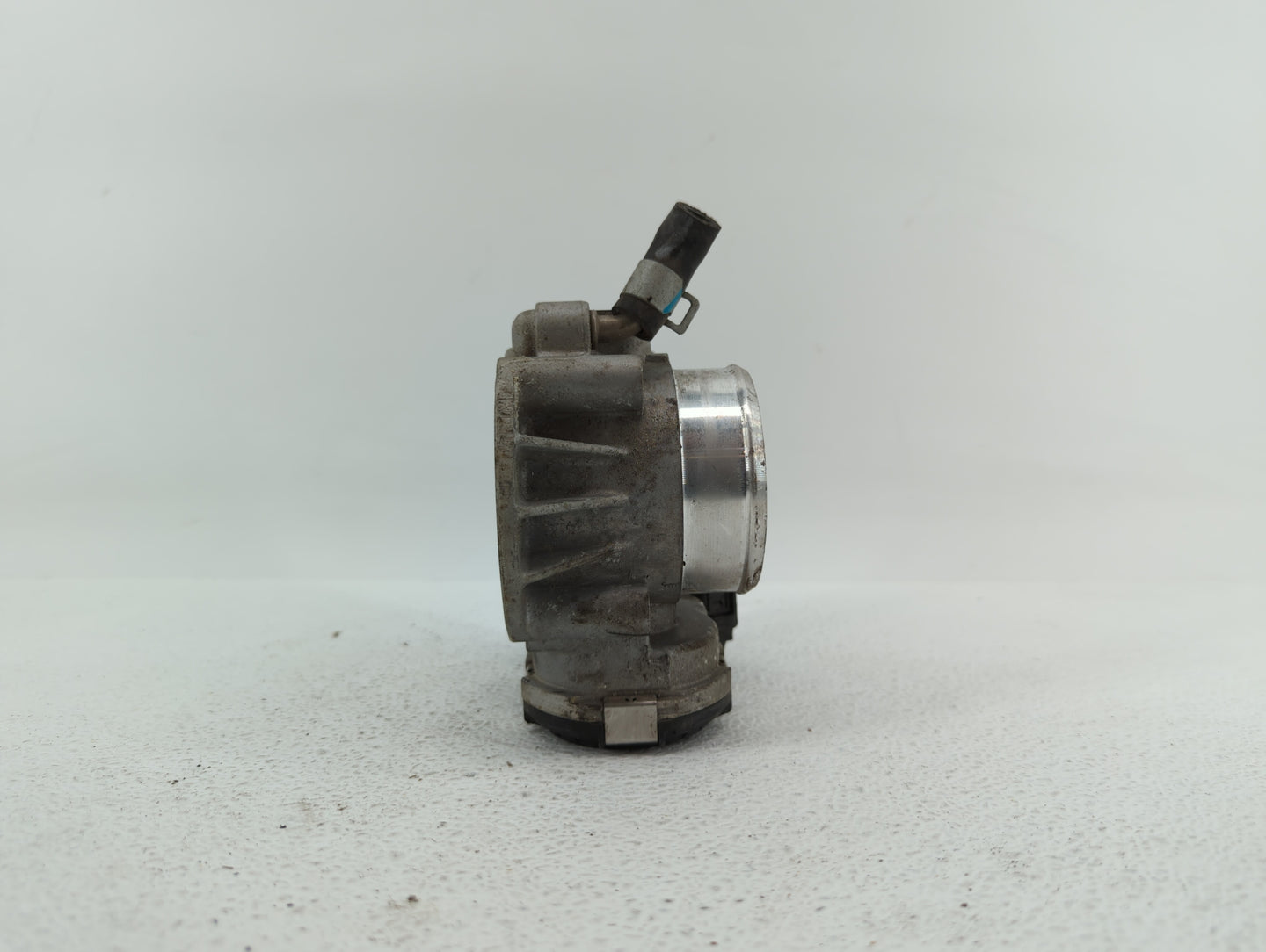 2011-2015 Hyundai Sonata Throttle Body P/N:35100-2G800 9045010020, 0459 1847 AC Fits Fits 2011 2012 2013 2014 2015 2016 OEM 