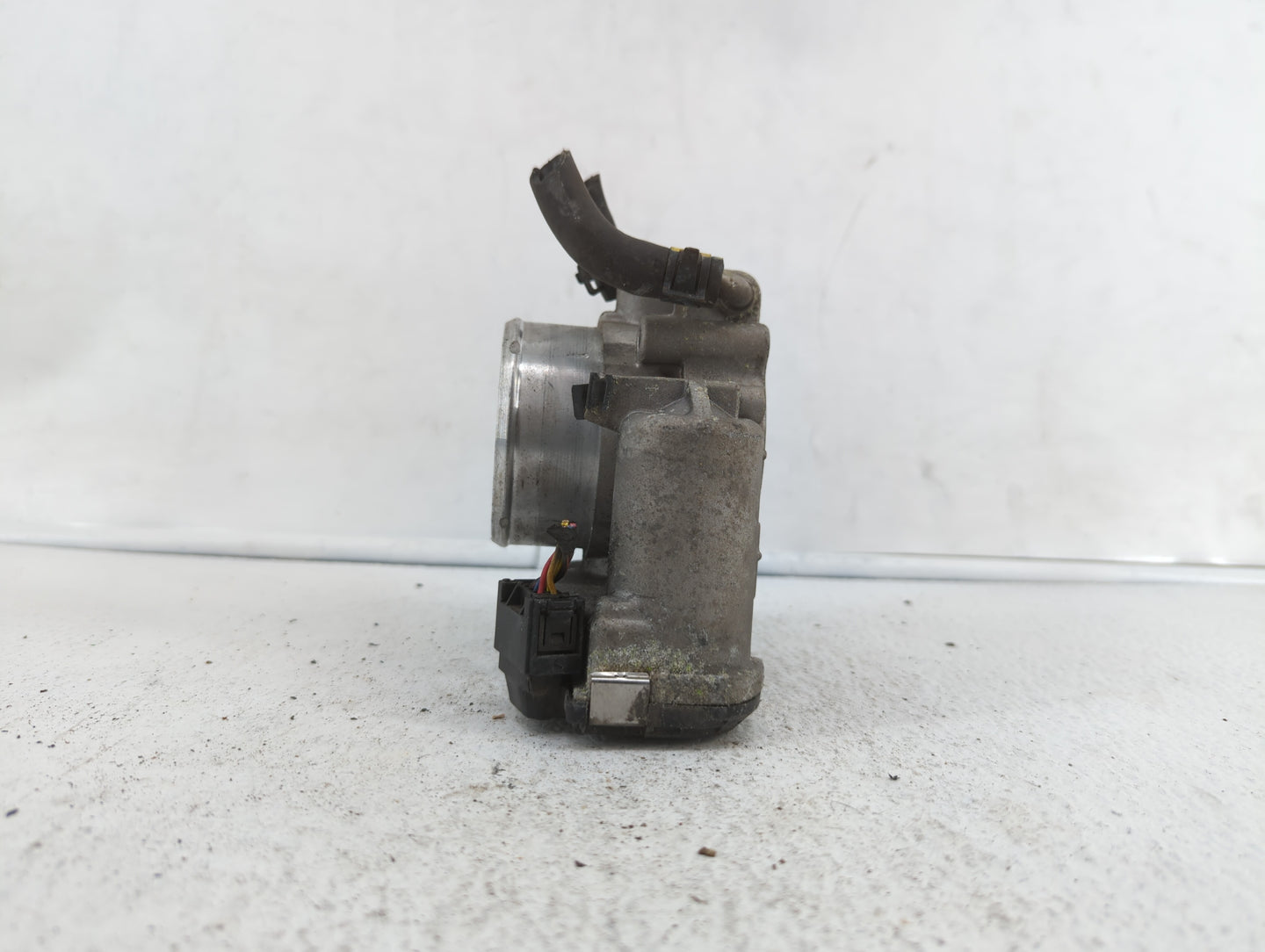 2015-2019 Hyundai Sonata Throttle Body P/N:0 280 750 618 35100-2G600 Fits Fits 2015 2016 2017 2018 2019 OEM Used Auto Parts 