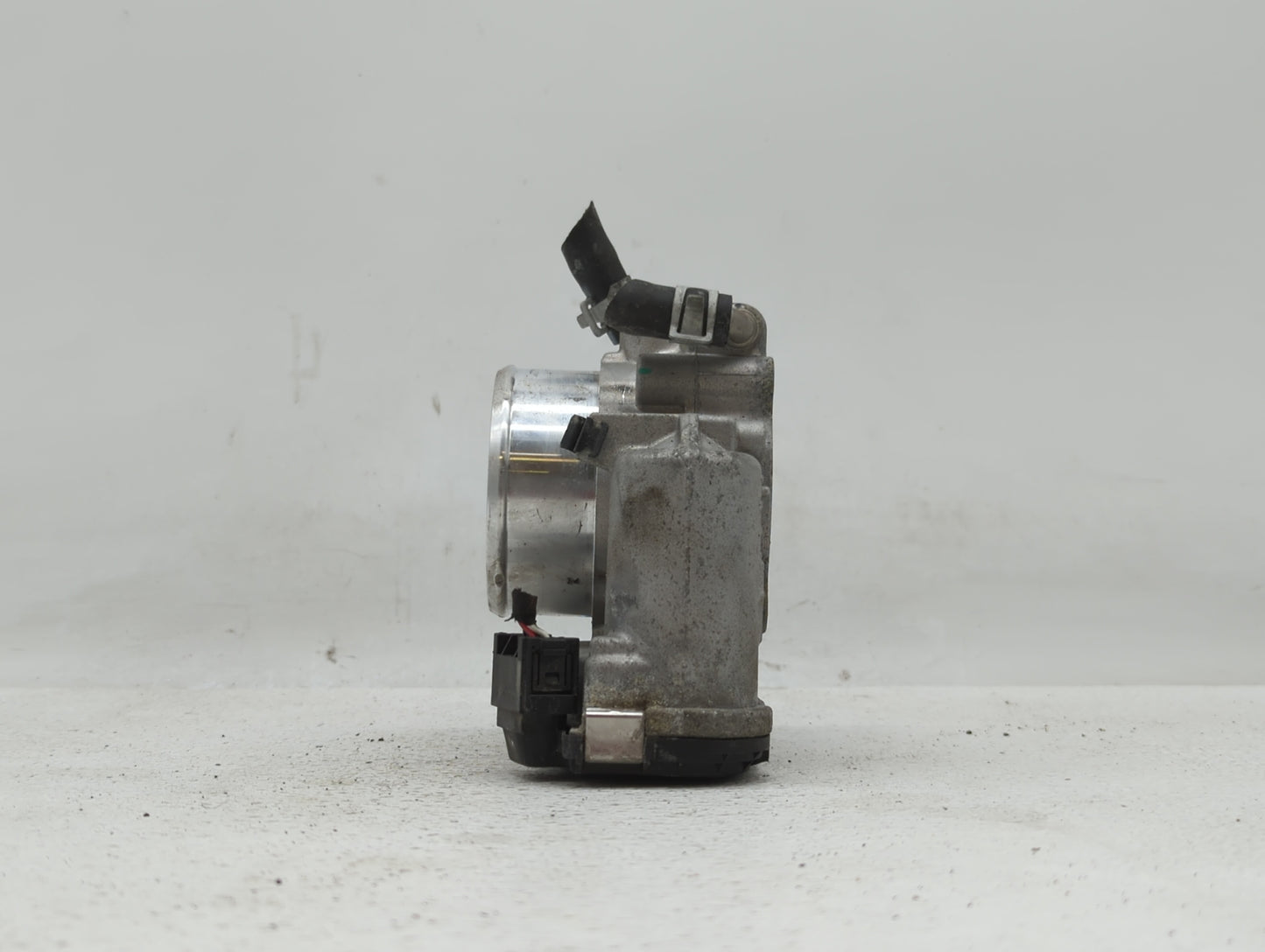 2015-2019 Hyundai Sonata Throttle Body P/N:0 280 750 618 35100-2G600 Fits Fits 2015 2016 2017 2018 2019 OEM Used Auto Parts 