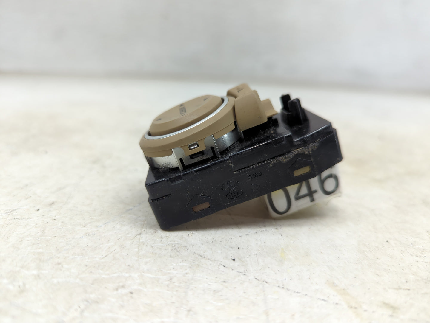2011-2015 Hyundai Sonata Master Power Window Switch Replacement Driver Side Left P/N:202006586 Fits Fits 2011 2012 2013 2014