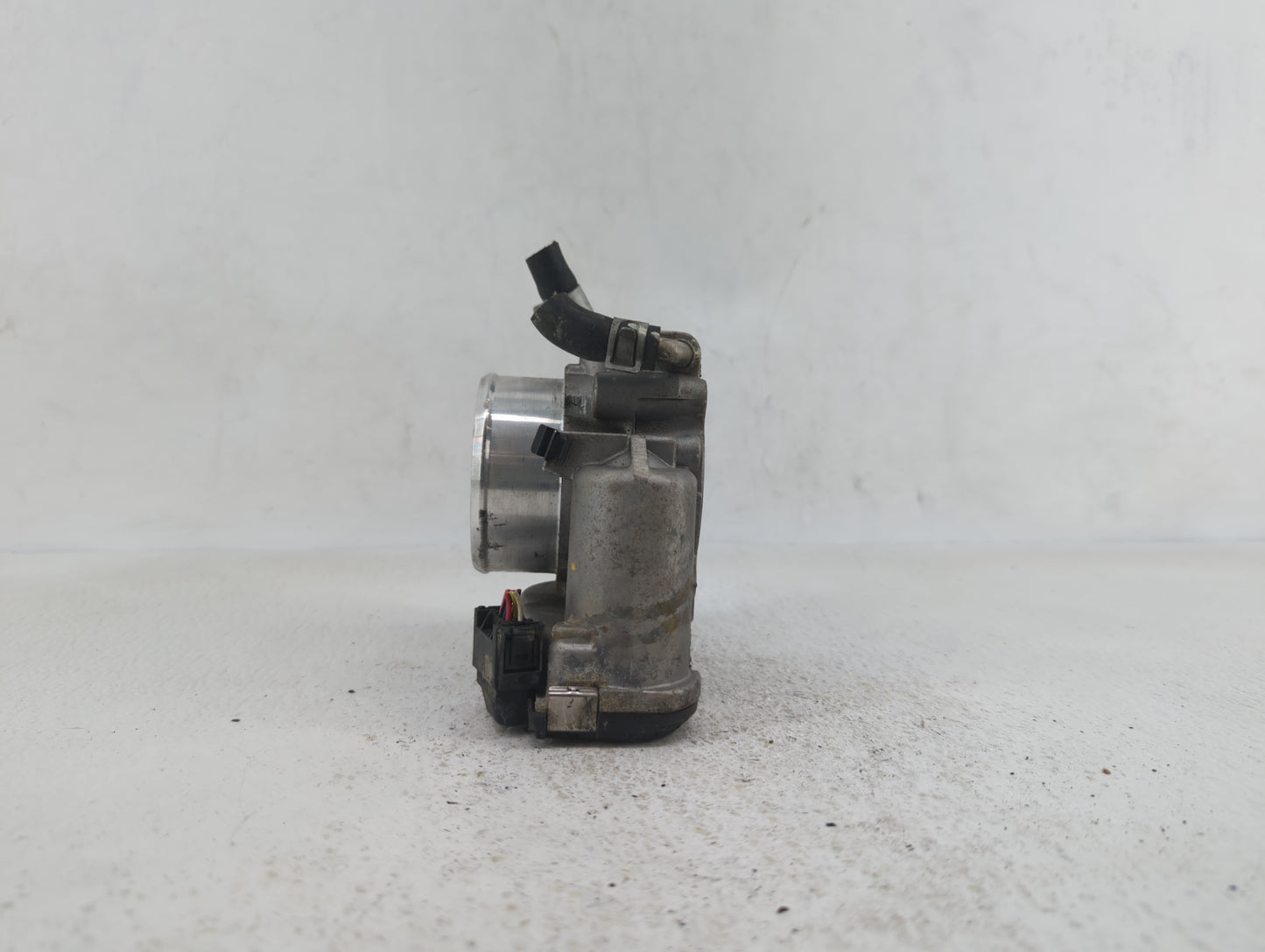 2015-2019 Hyundai Sonata Throttle Body P/N:0 280 750 618 35100-2G600 Fits Fits 2015 2016 2017 2018 2019 OEM Used Auto Parts 