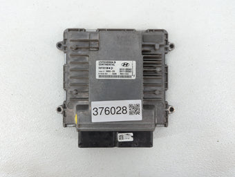 compare product 2015-2017 Hyundai Sonata PCM Engine Control Computer ECU ECM PCU OEM P/N:39111-2GGK0 39111-2GGL3 Fits Fits 2015 2016 2017 OEM Used Auto Parts