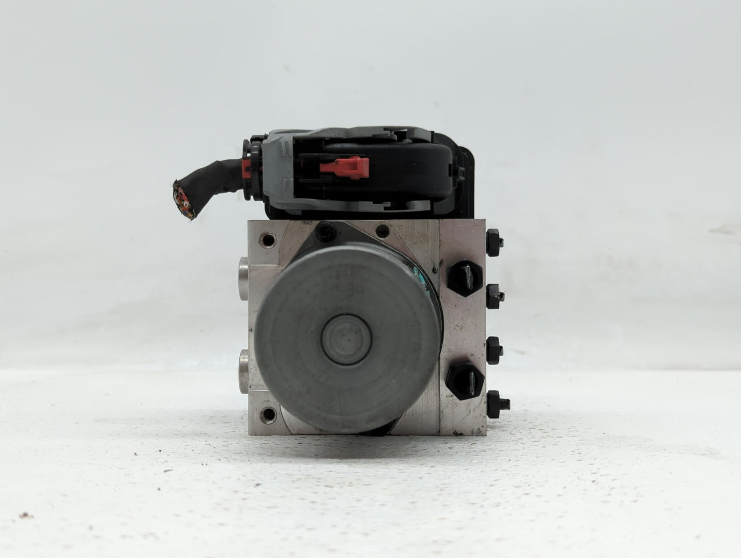 2015 Hyundai Sonata ABS Pump Control Module Replacement P/N:61589-45100 58920-C2200, 58920-C2201, 58920-C2500 Fits OEM Used 