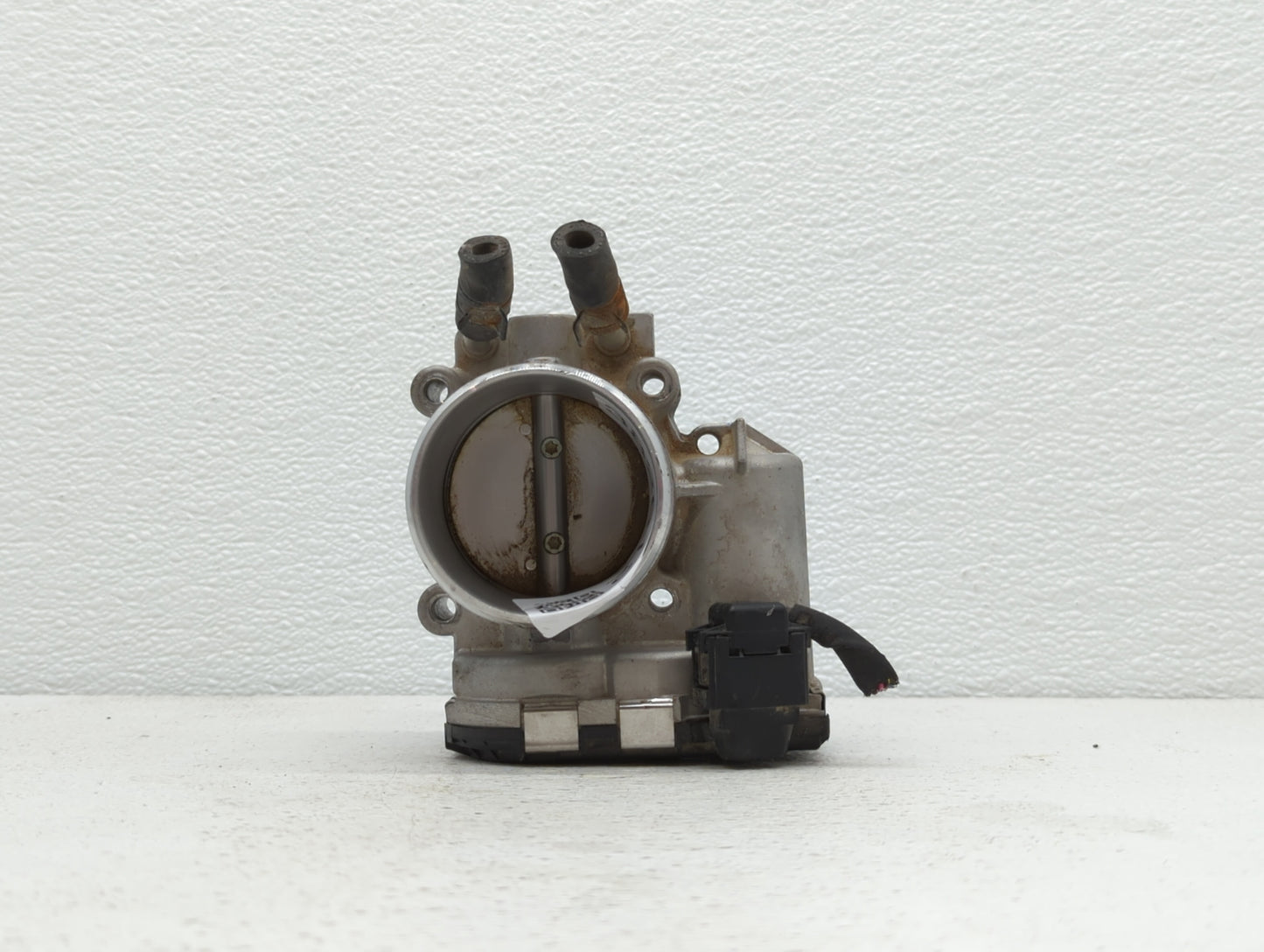 2015-2019 Hyundai Sonata Throttle Body P/N:35100-2G610 Fits Fits 2015 2016 2017 2018 2019 OEM Used Auto Parts - Oemusedautop