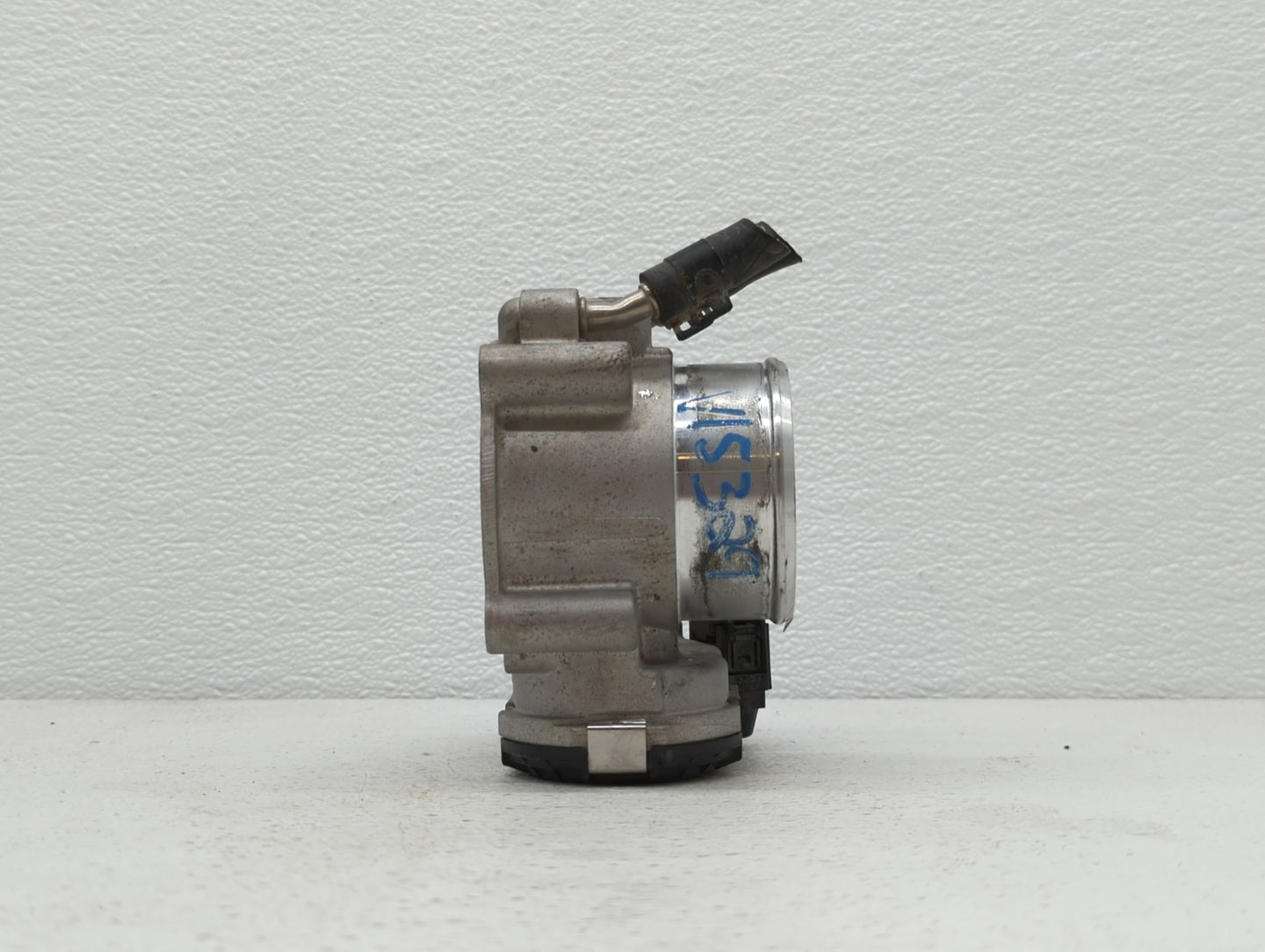 2015-2019 Hyundai Sonata Throttle Body P/N:35100-2G610 Fits Fits 2015 2016 2017 2018 2019 OEM Used Auto Parts - Oemusedautop