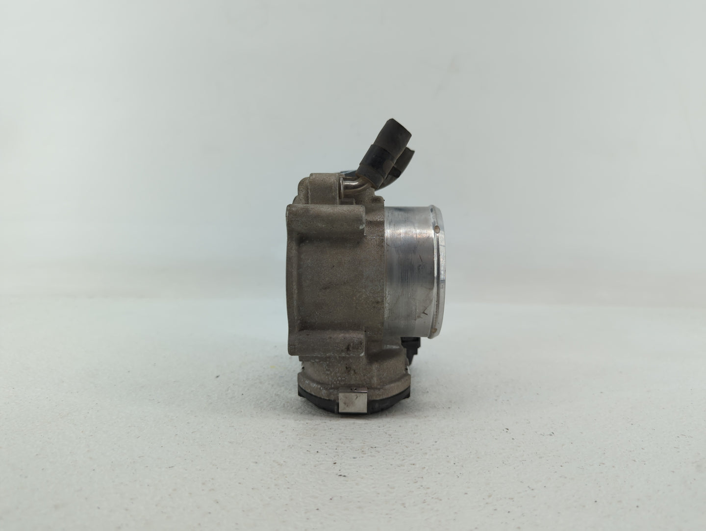 2015-2019 Hyundai Sonata Throttle Body P/N:0 280 750 618 35100-2G600 Fits Fits 2015 2016 2017 2018 2019 OEM Used Auto Parts 