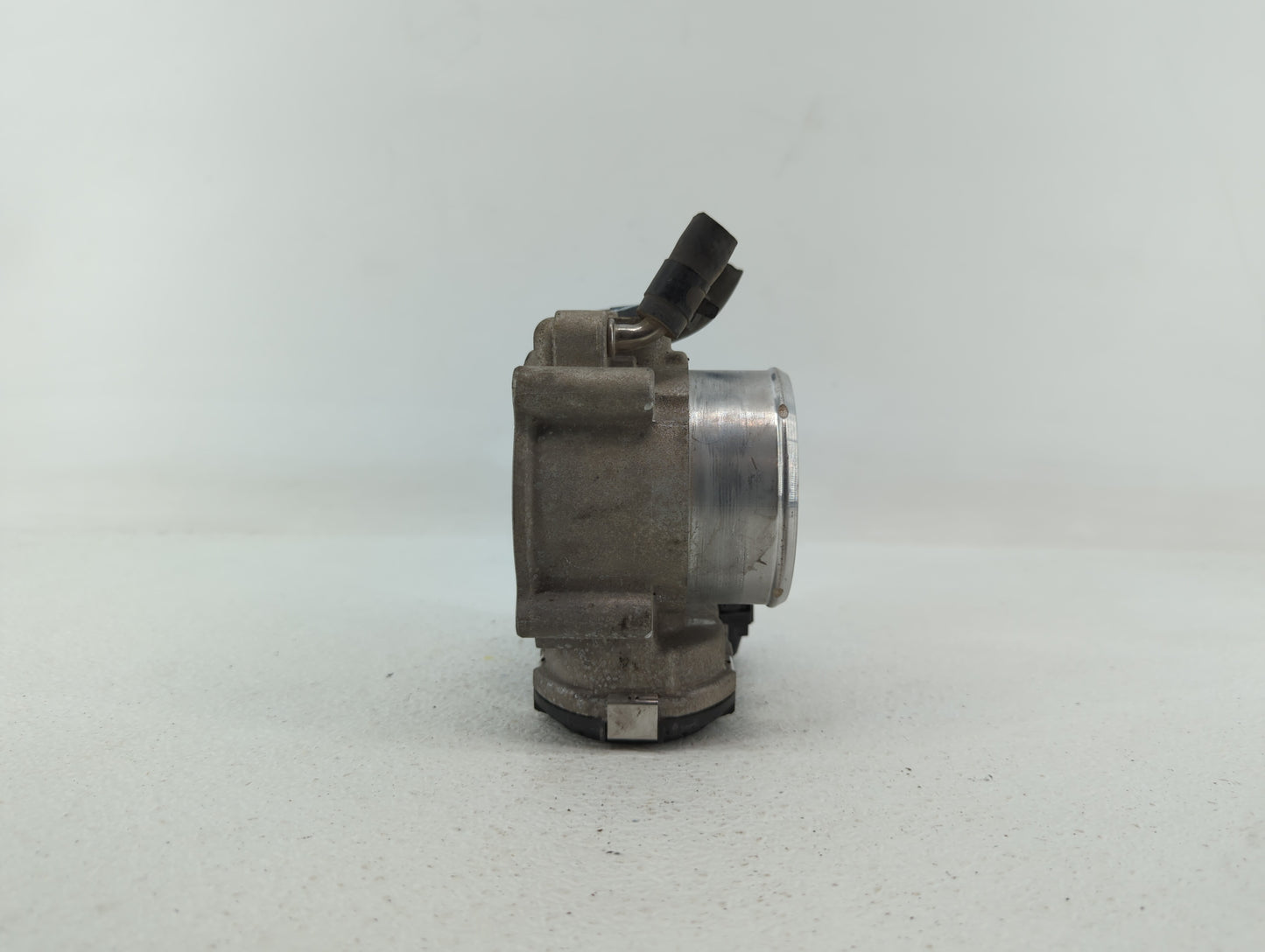 2015-2019 Hyundai Sonata Throttle Body P/N:0 280 750 618 35100-2G600 Fits Fits 2015 2016 2017 2018 2019 OEM Used Auto Parts 