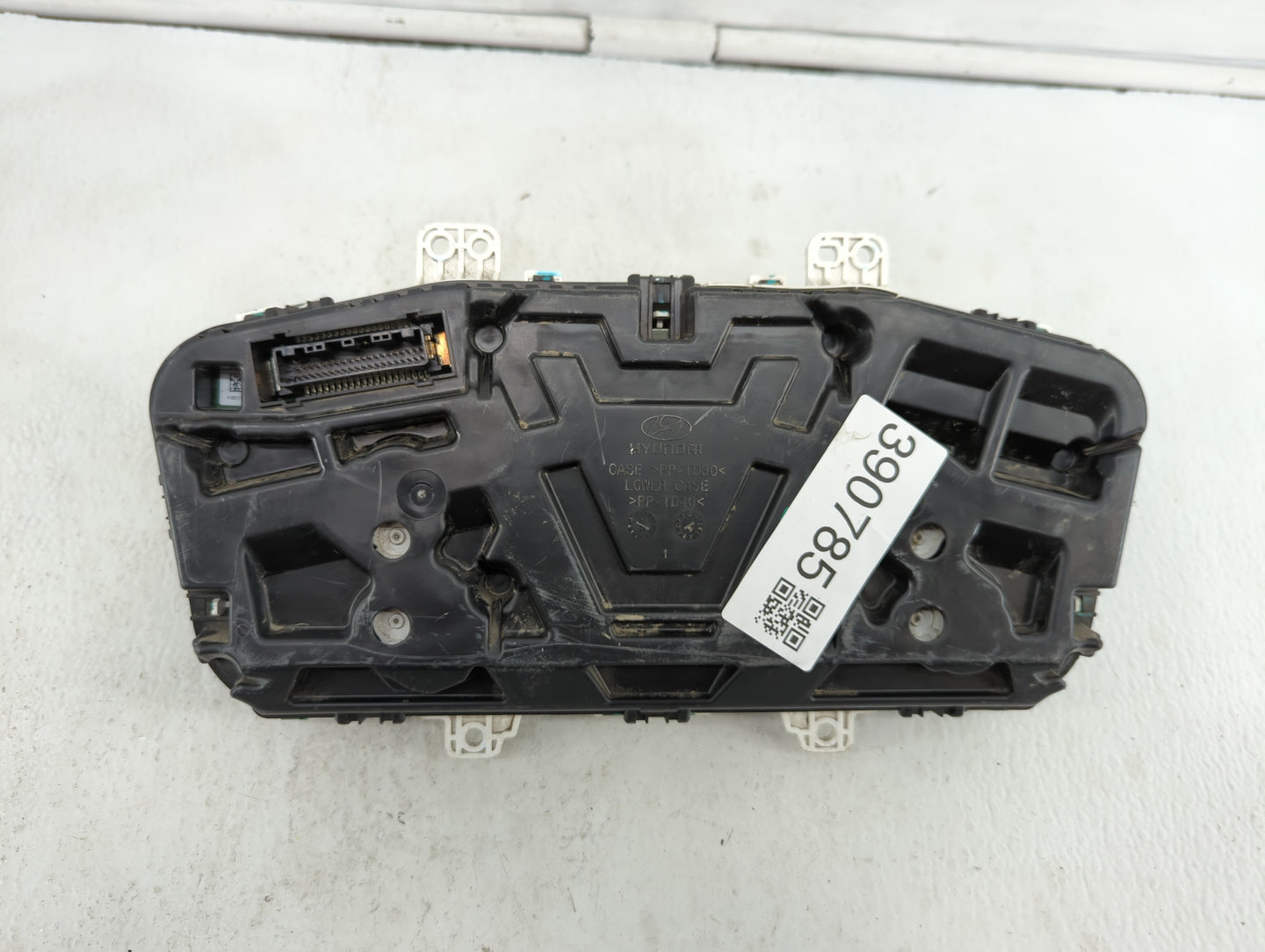2015 Hyundai Sonata Instrument Cluster Speedometer Gauges P/N:94011-C2000 94001-C2000 Fits OEM Used Auto Parts - Oemusedauto
