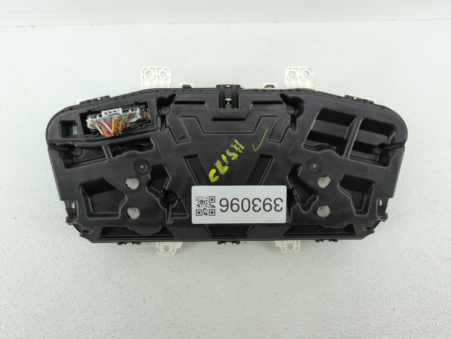 2015 Hyundai Sonata Instrument Cluster Speedometer Gauges P/N:94001-C2000 Fits OEM Used Auto Parts - Oemusedautoparts1.com