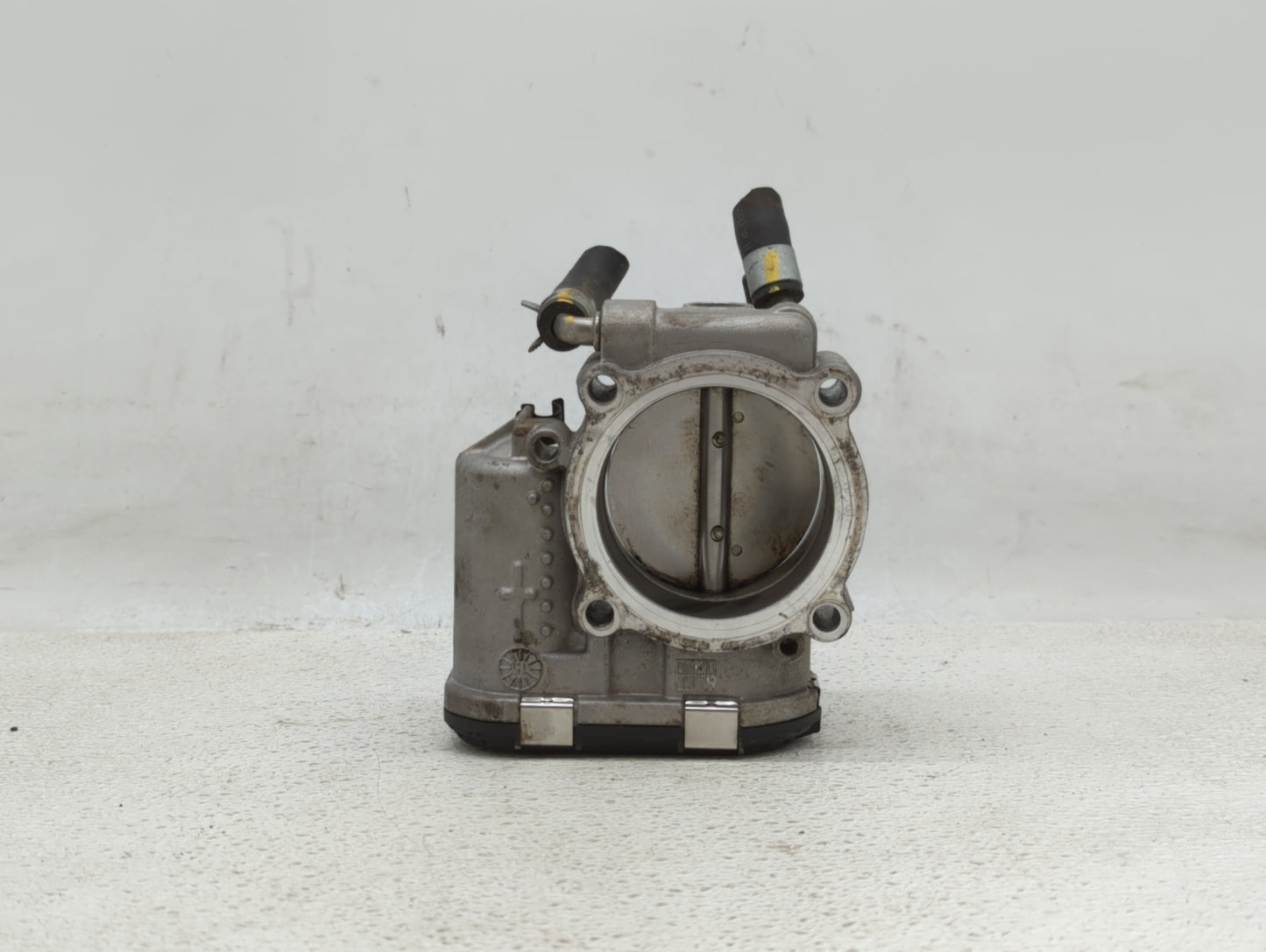 2015-2019 Hyundai Sonata Throttle Body P/N:35100-2G600 Fits Fits 2015 2016 2017 2018 2019 OEM Used Auto Parts - Oemusedautop