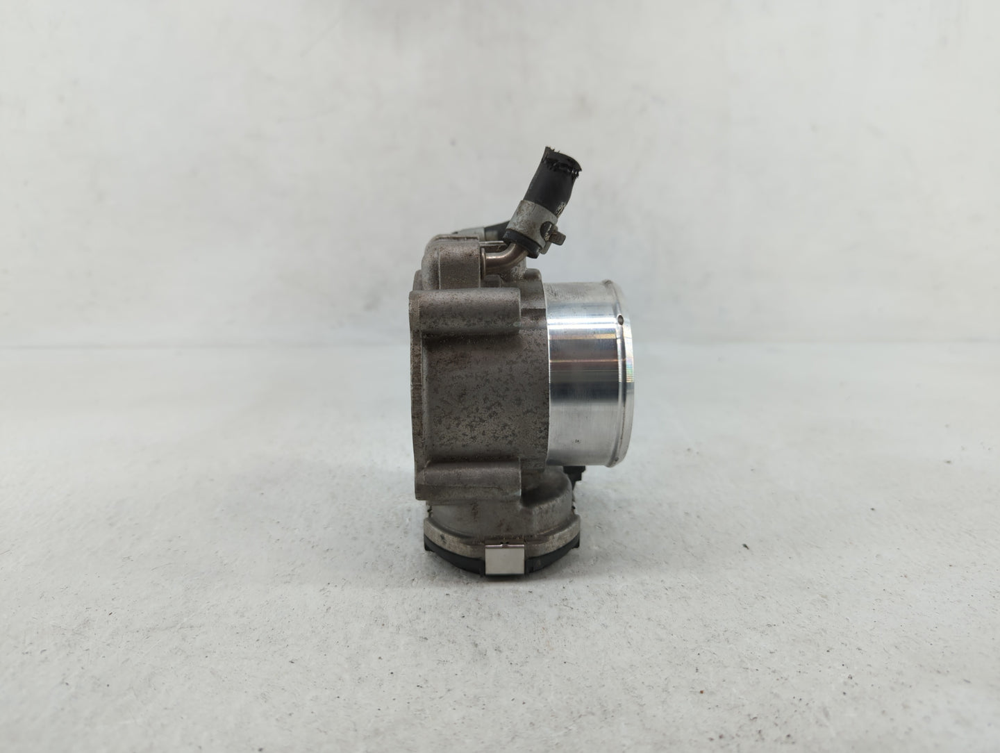 2015-2019 Hyundai Sonata Throttle Body P/N:0 280 750 618 35100-2G600 Fits Fits 2015 2016 2017 2018 2019 OEM Used Auto Parts 