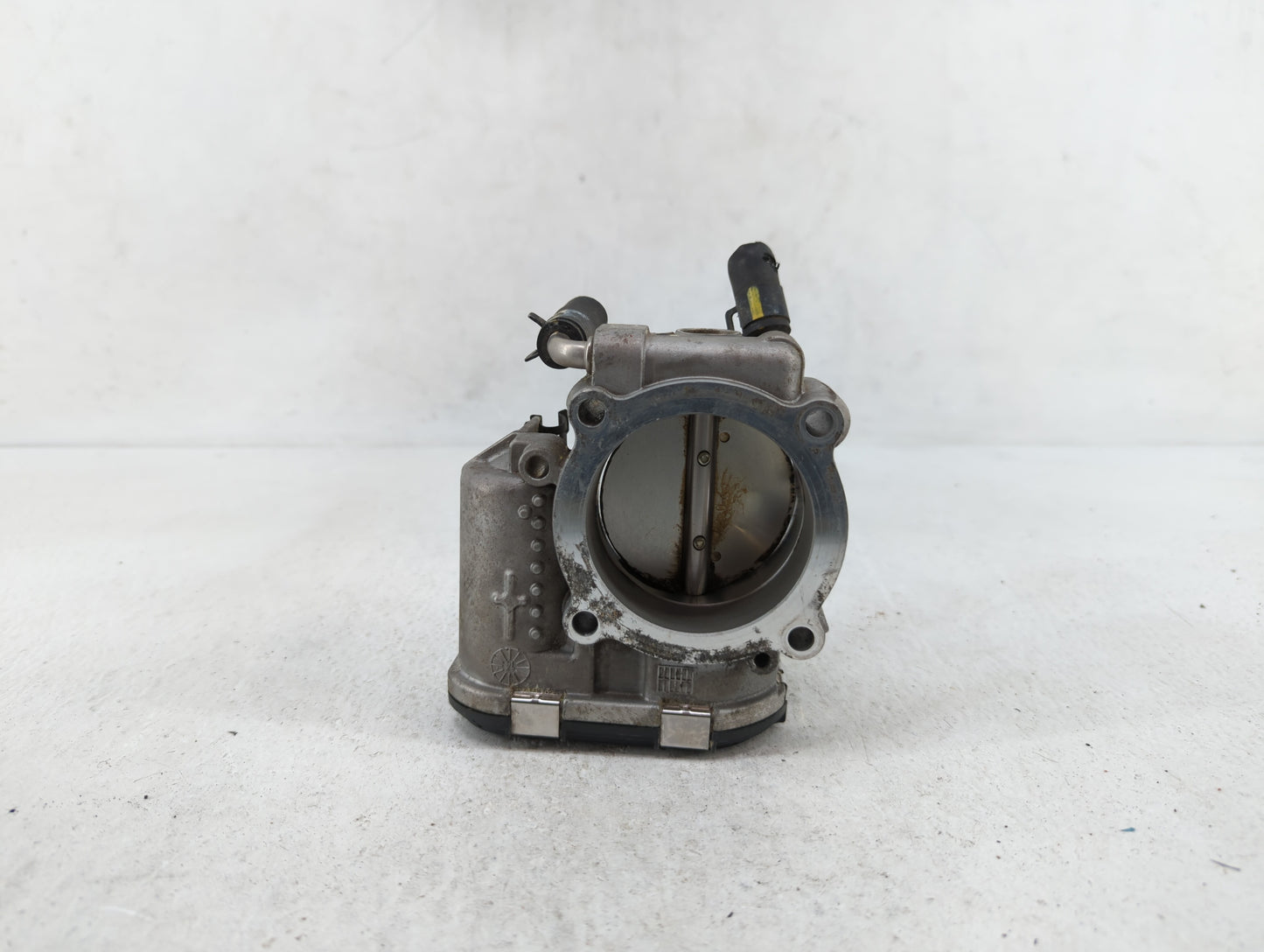 2015-2019 Hyundai Sonata Throttle Body P/N:35100-2G600 Fits Fits 2015 2016 2017 2018 2019 OEM Used Auto Parts - Oemusedautop