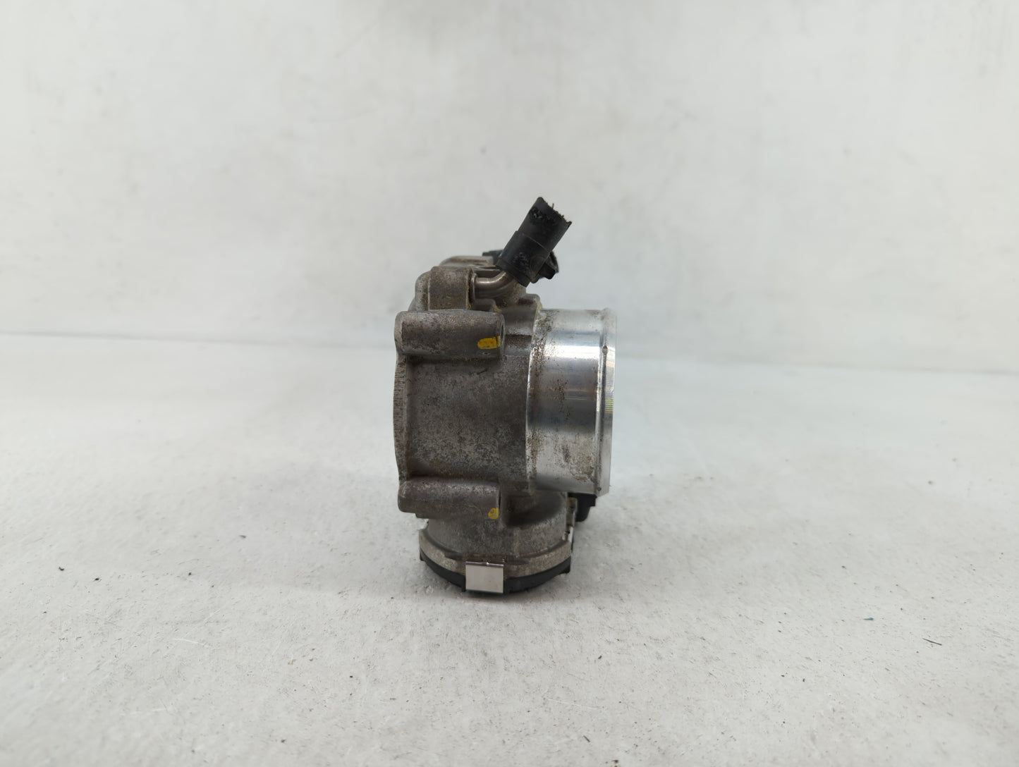 2015-2019 Hyundai Sonata Throttle Body P/N:35100-2G600 Fits Fits 2015 2016 2017 2018 2019 OEM Used Auto Parts - Oemusedautop