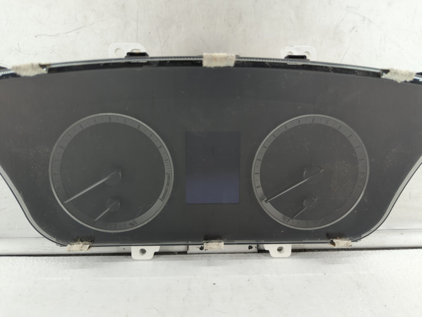 2015 Hyundai Sonata Instrument Cluster Speedometer Gauges P/N:94011-C2000 94001-C2000 Fits OEM Used Auto Parts - Oemusedauto