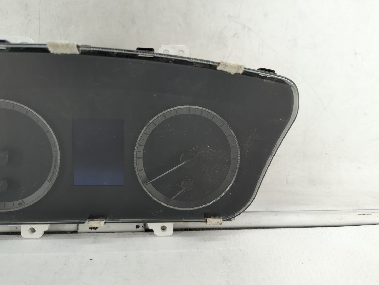 2015 Hyundai Sonata Instrument Cluster Speedometer Gauges P/N:94011-C2000 94001-C2000 Fits OEM Used Auto Parts - Oemusedauto