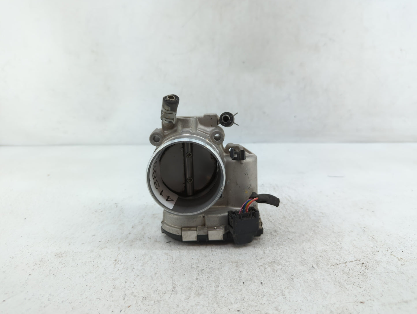 2015-2019 Hyundai Sonata Throttle Body P/N:35100-2G600 Fits Fits 2015 2016 2017 2018 2019 2020 2021 OEM Used Auto Parts - Oe