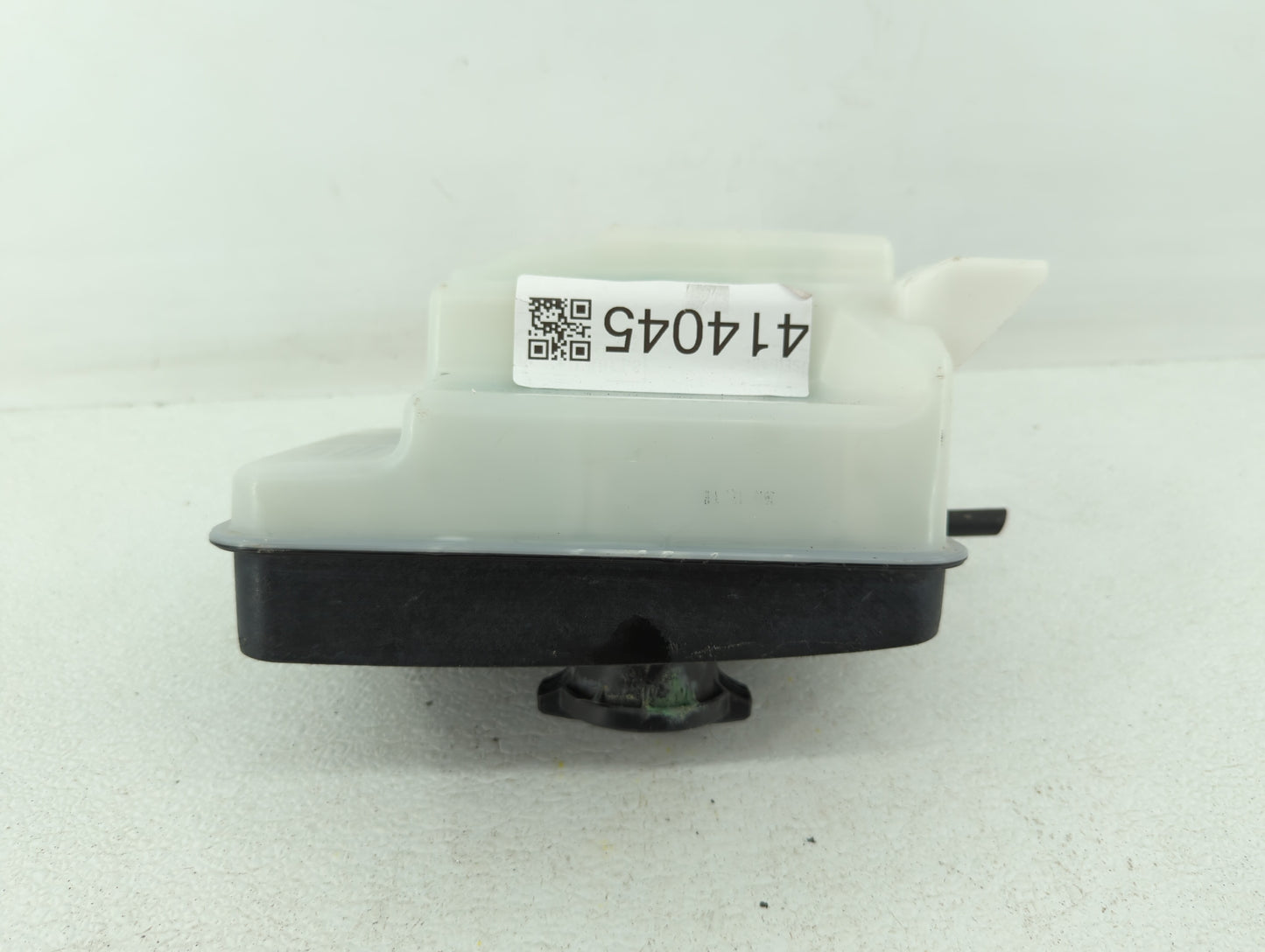 2015-2019 Hyundai Sonata Radiator Coolant Overflow Expansion Tank Bottle 414045 - Oemusedautoparts1.com