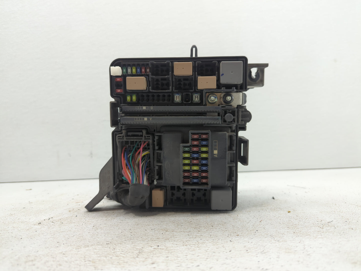 2015 Hyundai Sonata Fusebox Fuse Box Panel Relay Module P/N:91200C2040 6423-0102-7-000 Fits OEM Used Auto Parts - Oemusedaut