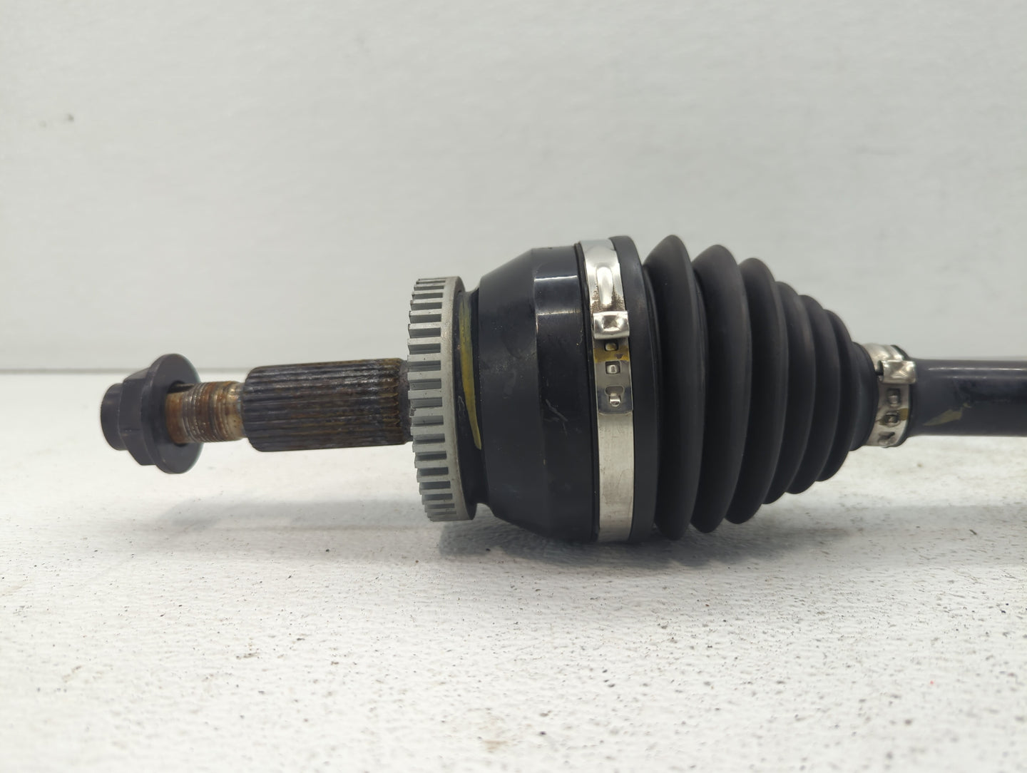 2015-2017 Hyundai Sonata Axle Shaft Front Driver Cv C/v - Oemusedautoparts1.com