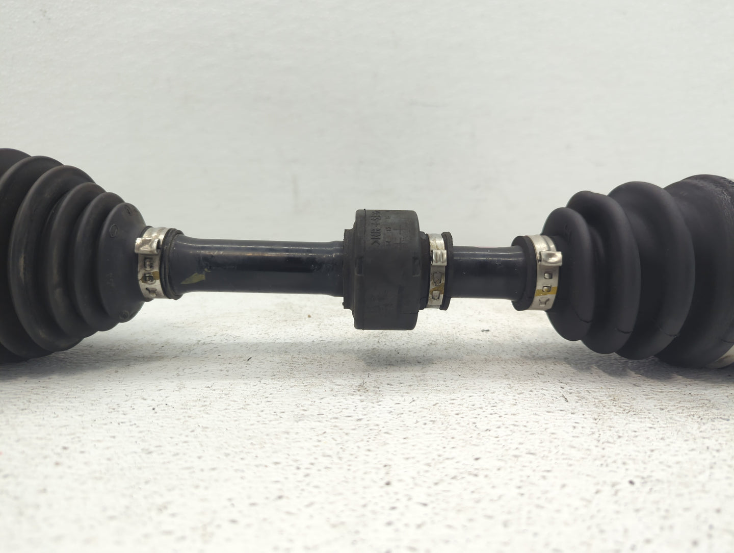 2015-2017 Hyundai Sonata Axle Shaft Front Driver Cv C/v - Oemusedautoparts1.com