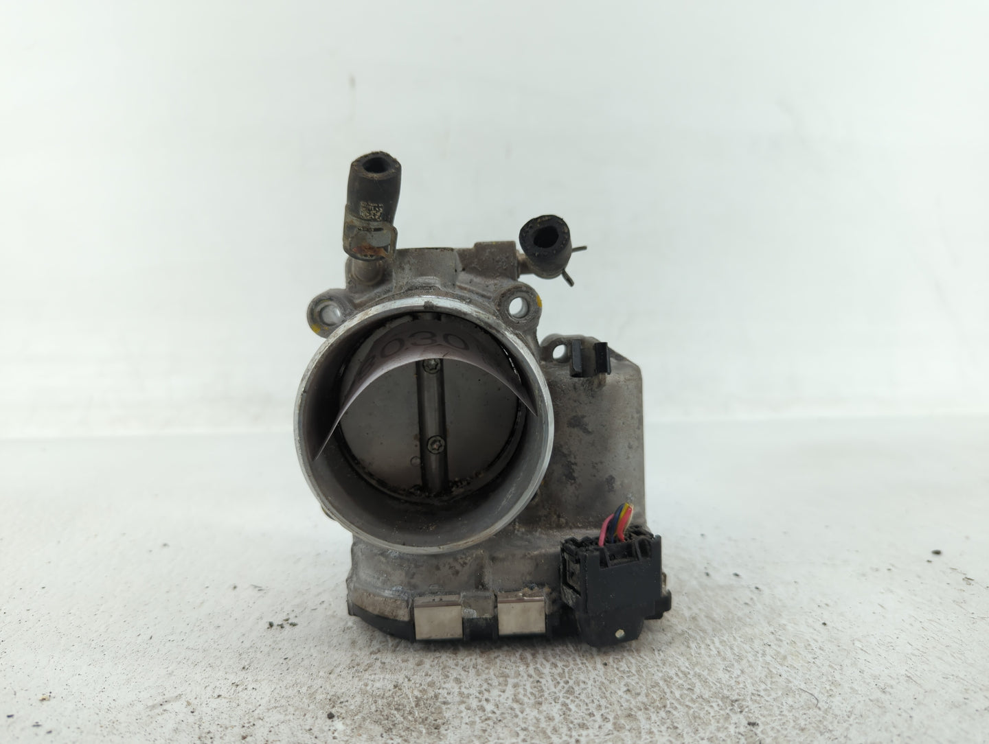 2015-2019 Hyundai Sonata Throttle Body P/N:35100-2G600 Fits Fits 2015 2016 2017 2018 2019 2020 2021 OEM Used Auto Parts - Oe