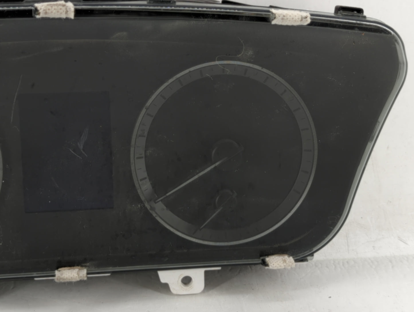 2015 Hyundai Sonata Instrument Cluster Speedometer Gauges P/N:94011-C2000 94001-C2000 Fits OEM Used Auto Parts - Oemusedauto