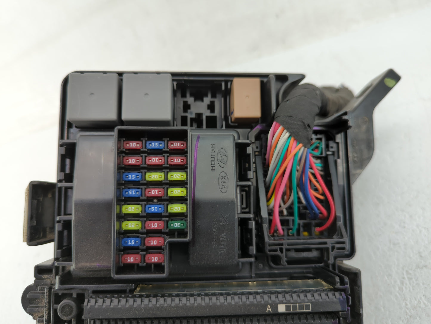 2015 Hyundai Sonata Fusebox Fuse Box Panel Relay Module P/N:91950-C1820 Fits OEM Used Auto Parts - Oemusedautoparts1.com