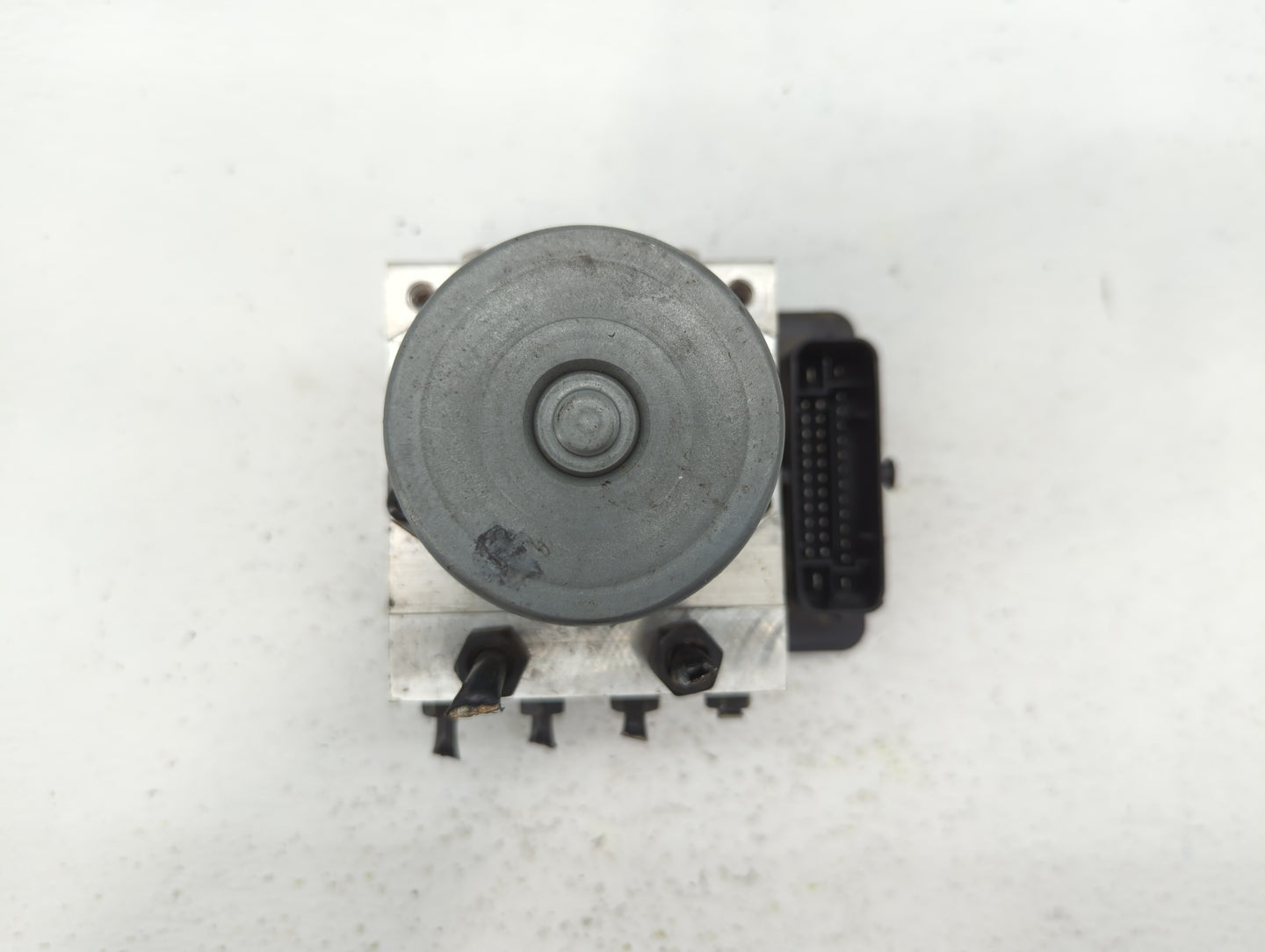 2015 Hyundai Sonata ABS Pump Control Module Replacement P/N:58920-C2200 58920-C2201, 58920-C2500 Fits OEM Used Auto Parts - 