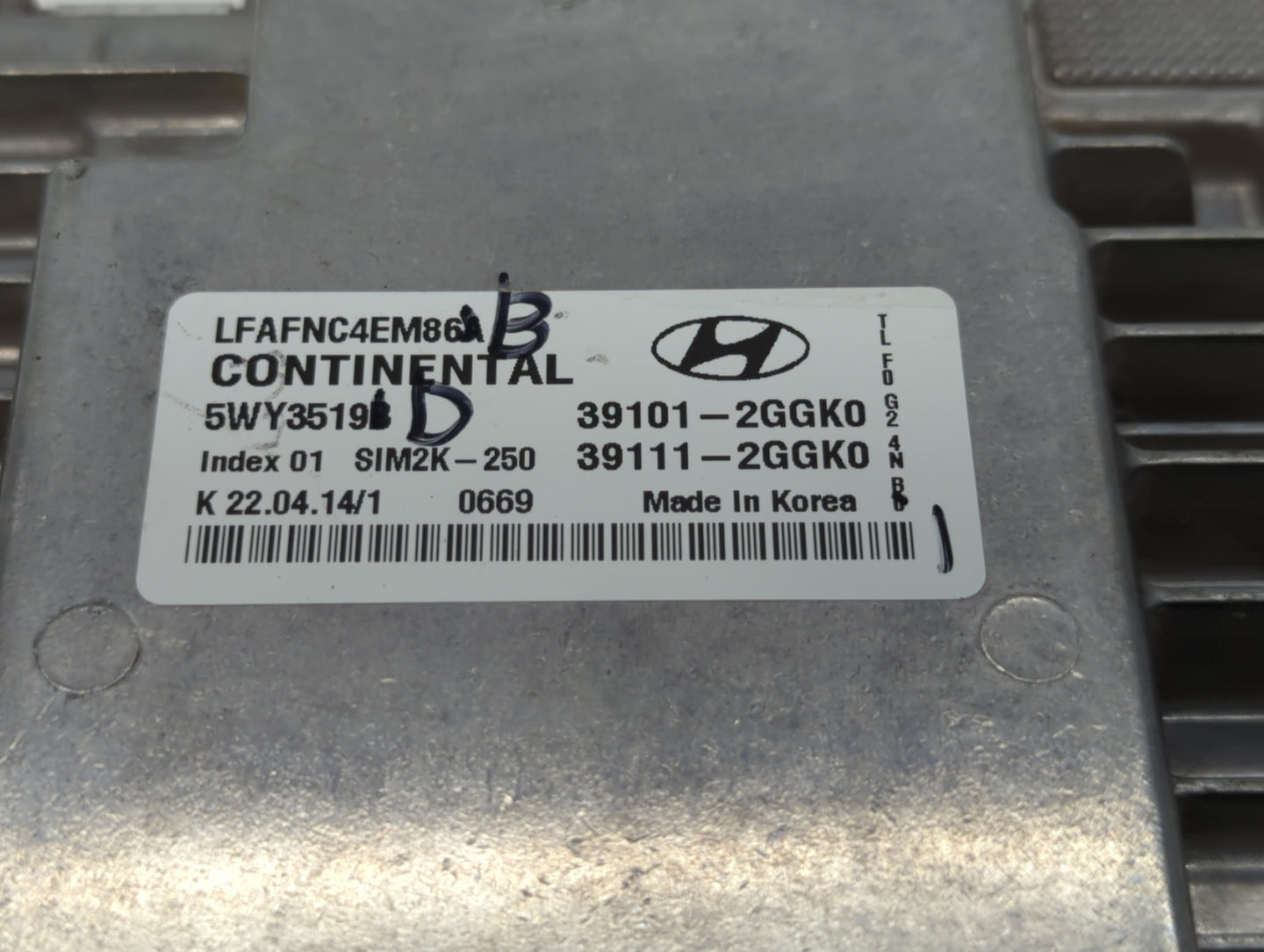 2015-2017 Hyundai Sonata PCM Engine Control Computer ECU ECM PCU OEM P/N:39111-2GGK0 39101-2GGK0 Fits Fits 2015 2016 2017 OE