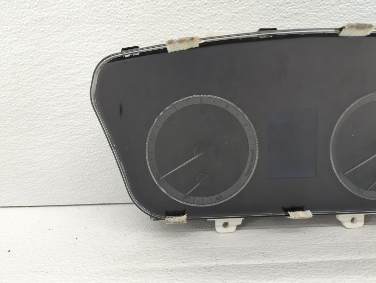 2015 Hyundai Sonata Instrument Cluster Speedometer Gauges P/N:94011-C2000 94001-C2000 Fits OEM Used Auto Parts - Oemusedauto