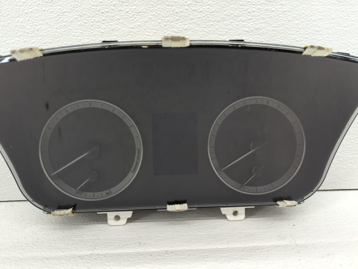 2015 Hyundai Sonata Instrument Cluster Speedometer Gauges P/N:94011-C2000 94001-C2000 Fits OEM Used Auto Parts - Oemusedauto