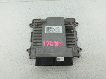 compare product 2015-2017 Hyundai Sonata PCM Engine Control Computer ECU ECM PCU OEM P/N:39101-2GGL0 39101-2GGK3 Fits Fits 2015 2016 2017 OEM Used Auto Parts