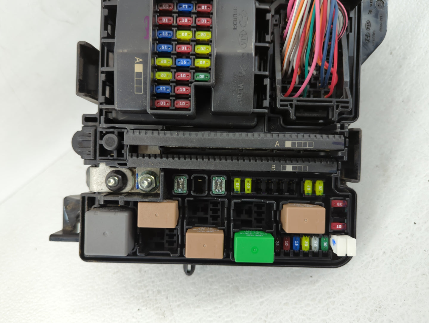 2015 Hyundai Sonata Fusebox Fuse Box Panel Relay Module P/N:91200C2051LA Fits OEM Used Auto Parts - Oemusedautoparts1.com