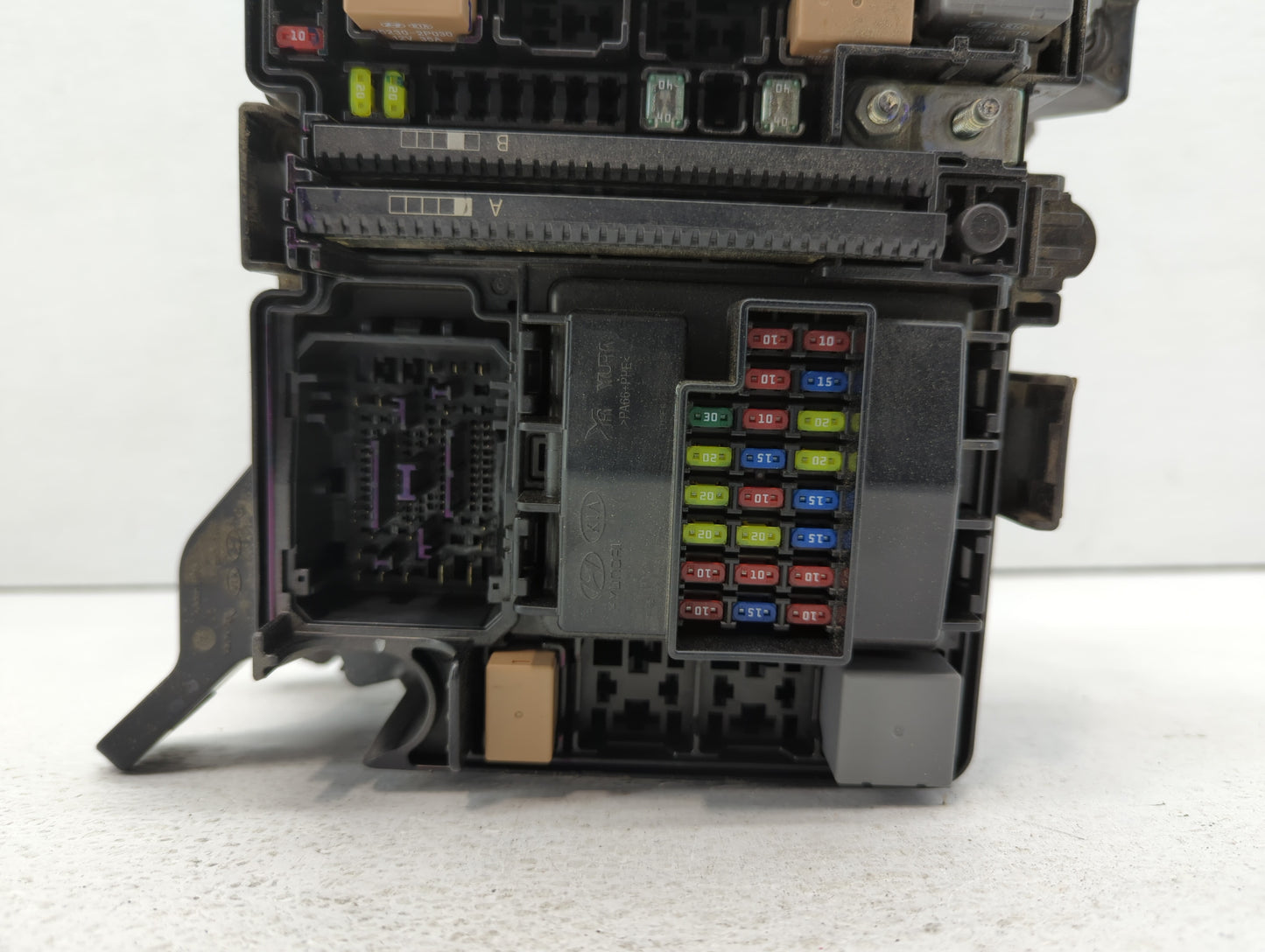 2016-2017 Hyundai Sonata Fusebox Fuse Box Panel Relay Module P/N:91200C2010LA 91950-C1820, 91271C2050LB Fits Fits 2016 2017 
