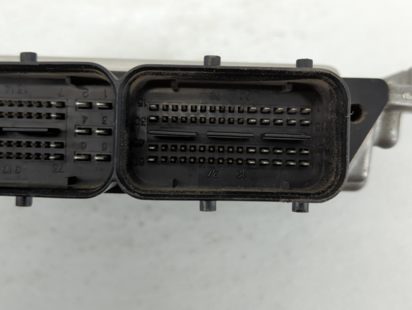 2015 Hyundai Sonata PCM Engine Control Computer ECU ECM PCU OEM P/N:39101-2GGL0 39118-2BLA3 Fits OEM Used Auto Parts - Oemus