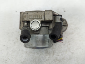 2015-2019 Hyundai Sonata Throttle Body P/N:35100-2G600 Fits Fits 2015 2016 2017 2018 2019 2020 2021 OEM Used Auto Parts