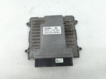 compare product 2015-2017 Hyundai Sonata PCM Engine Control Computer ECU ECM PCU OEM P/N:39111-2GGL0 39101-2GGL0 Fits Fits 2015 2016 2017 OEM Used Auto Parts