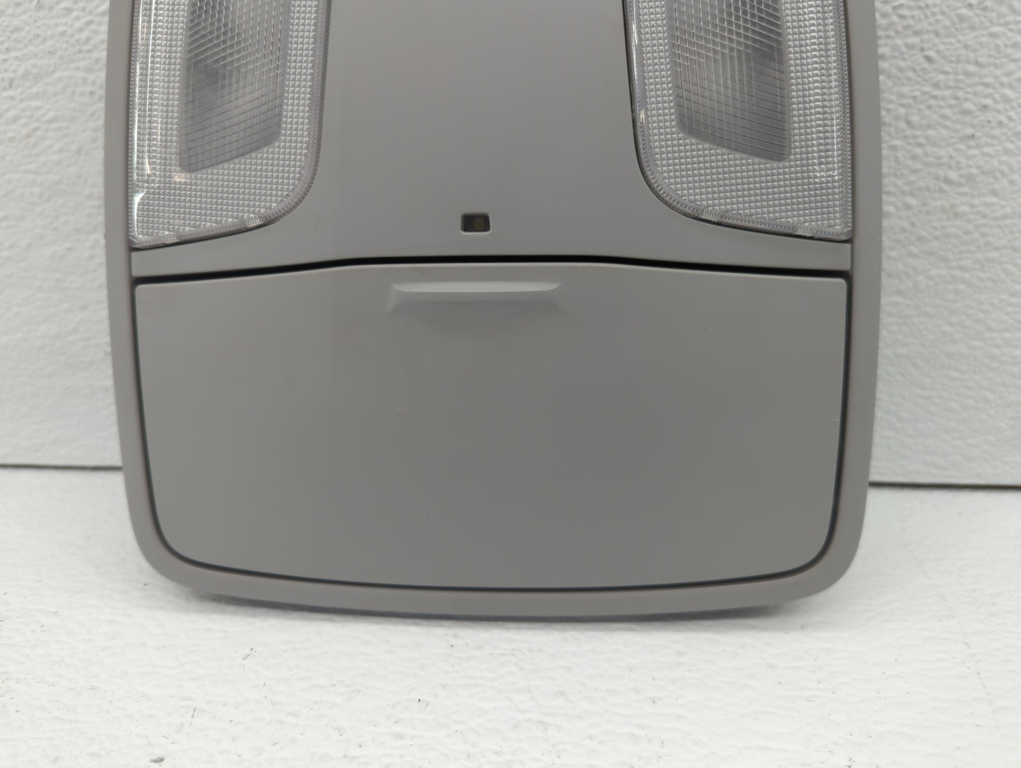 2015 Hyundai Sonata Overhead Roof Console Grey - Oemusedautoparts1.com