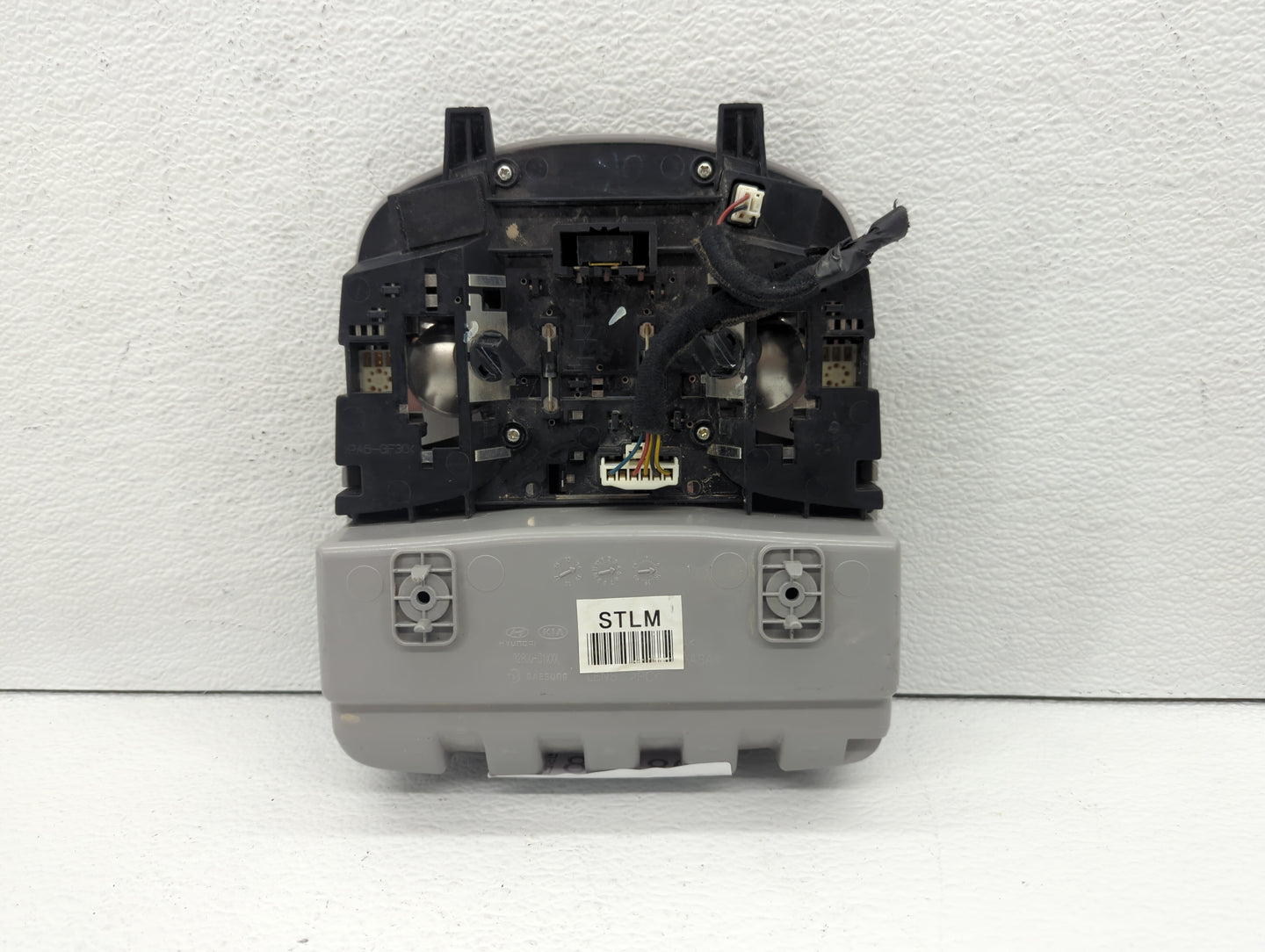 2015 Hyundai Sonata Overhead Roof Console Grey - Oemusedautoparts1.com