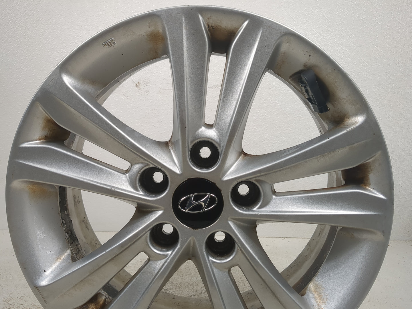2015 Hyundai Sonata Hubcap Wheel Cover Silver - Oemusedautoparts1.com