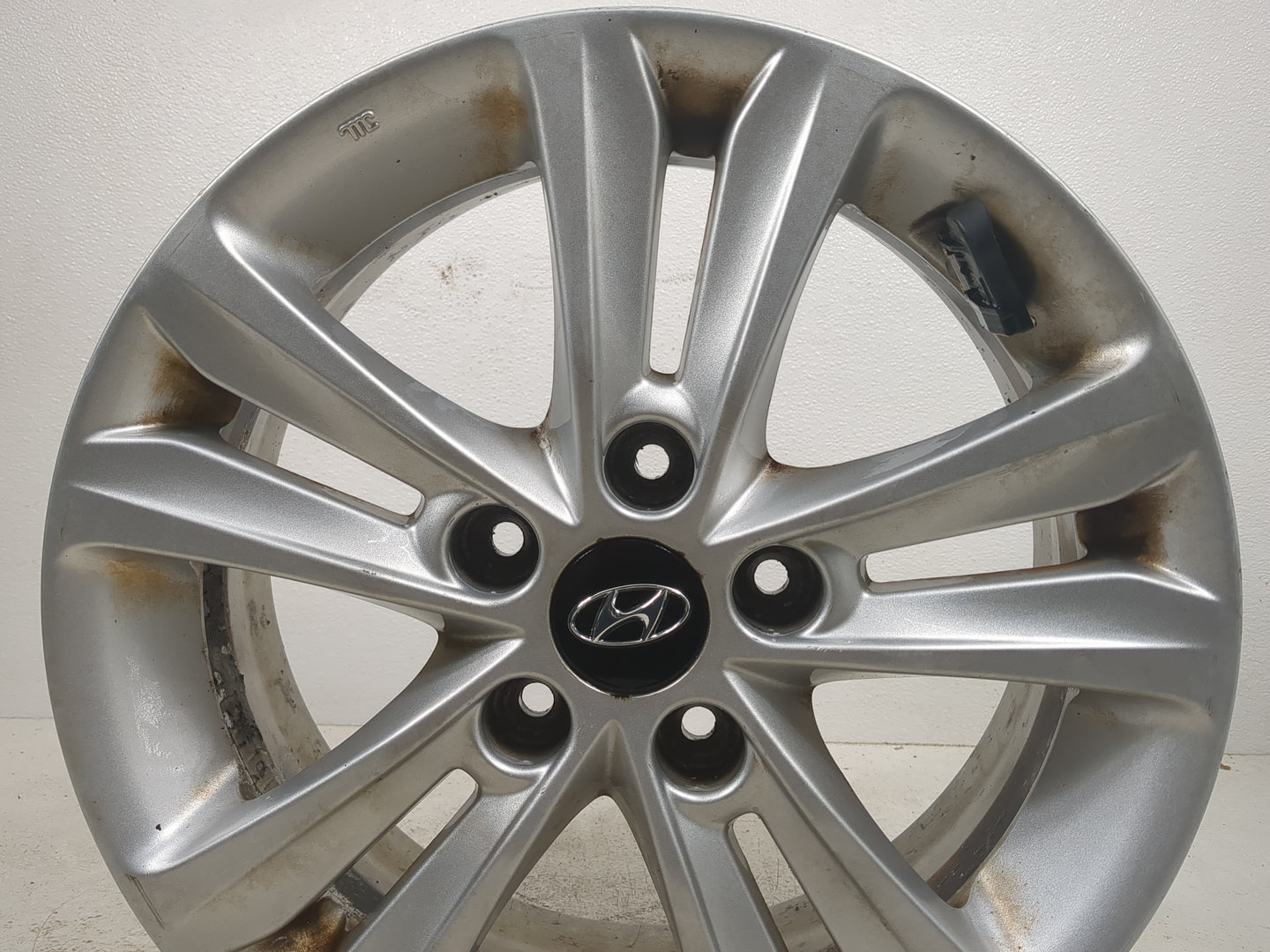 2015 Hyundai Sonata Hubcap Wheel Cover Silver - Oemusedautoparts1.com