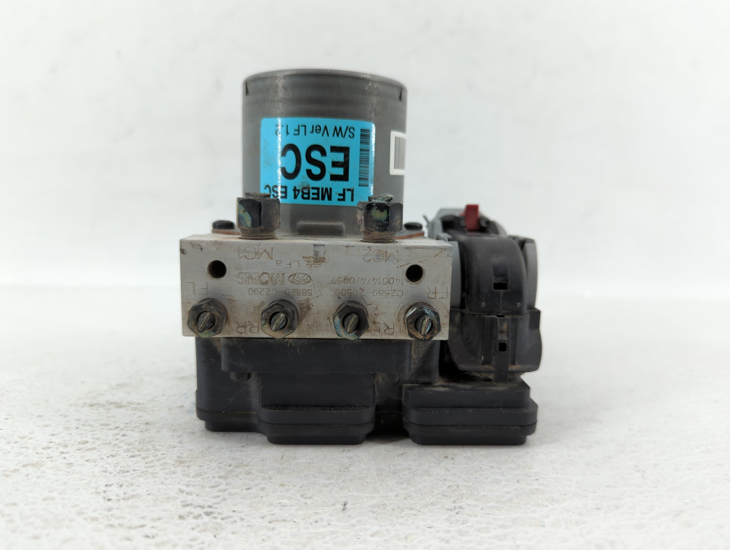 2015 Hyundai Sonata ABS Pump Control Module Replacement P/N:58920-C2200 C2589-20500, 58920-C2201, 58920-C2500 Fits OEM Used 